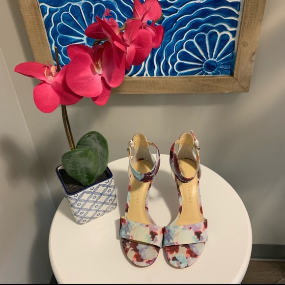 Ivanka Trump Shoes - Ivanka Trump stiletto shoes